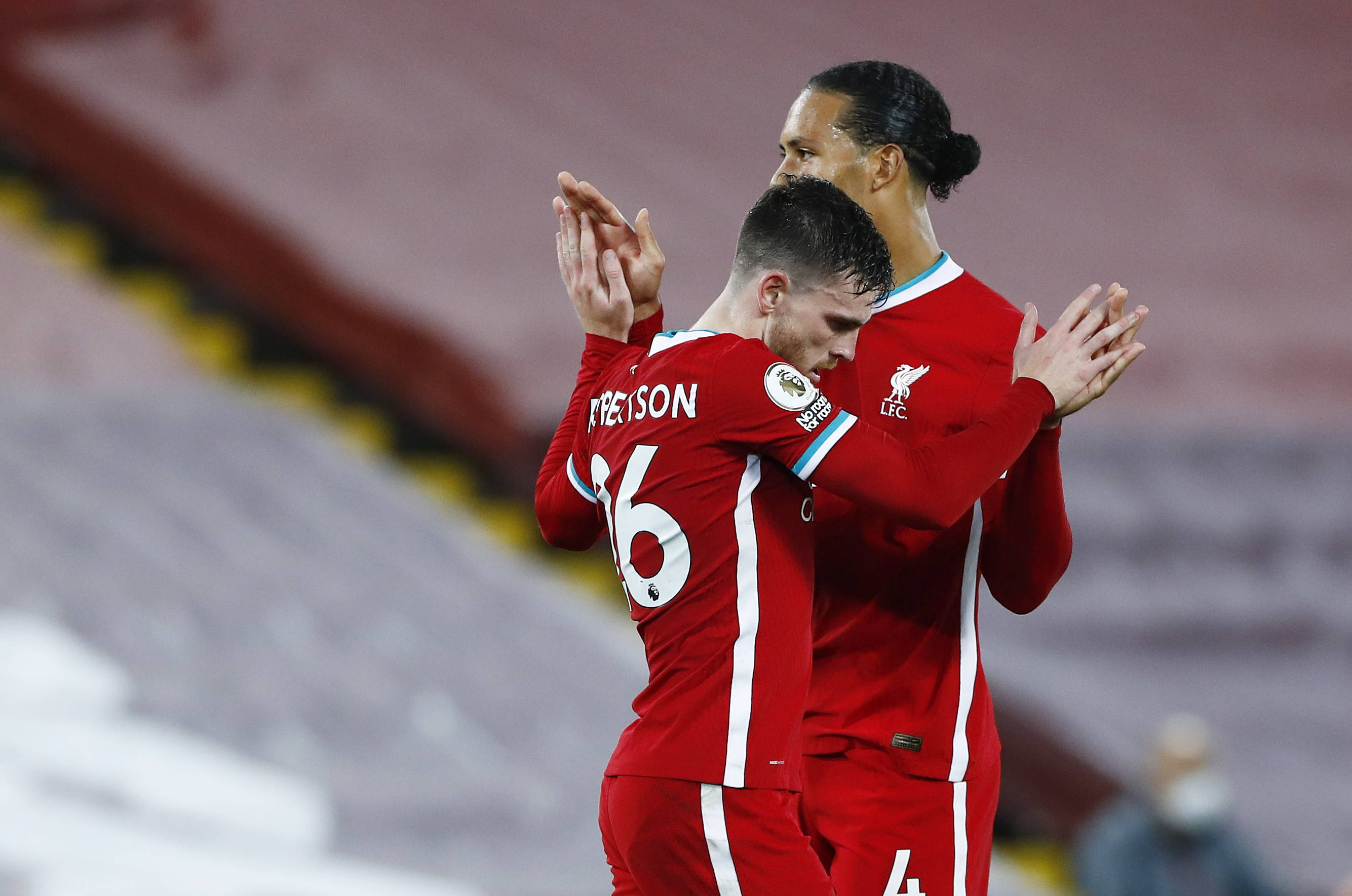 时提供更多 时提供更多